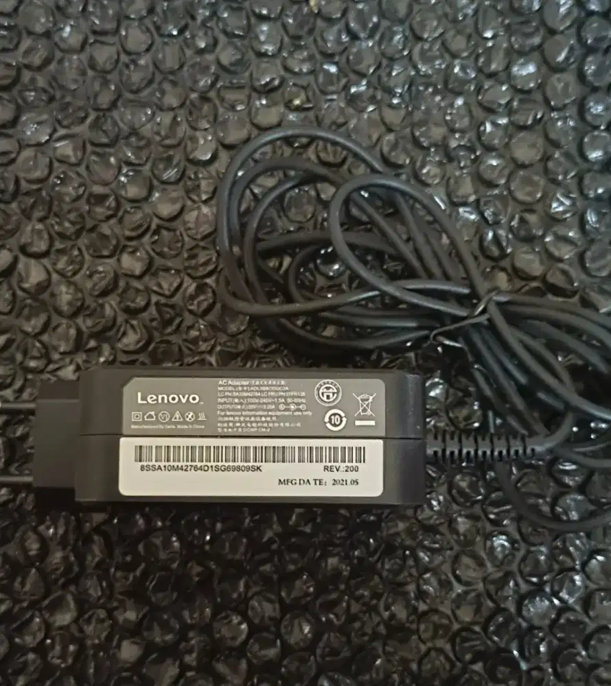 Charger Laptop Lenovo
