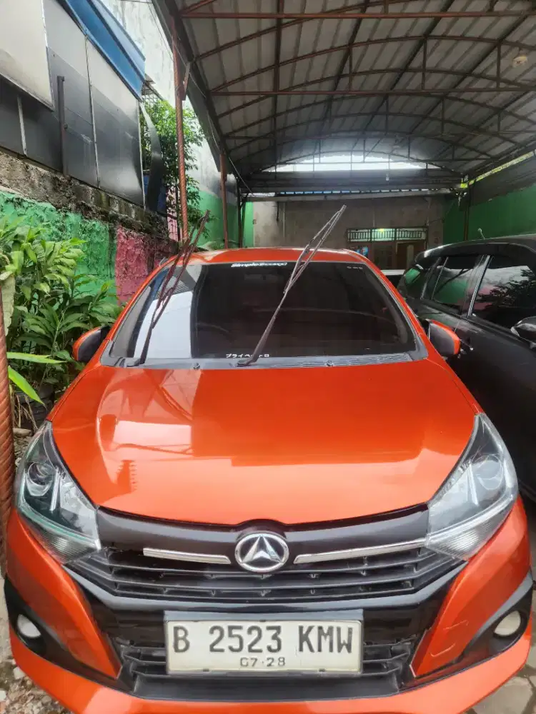 Ayla 2018 x a/t new model  low kilometer pemakaian pribadi bekas cewek