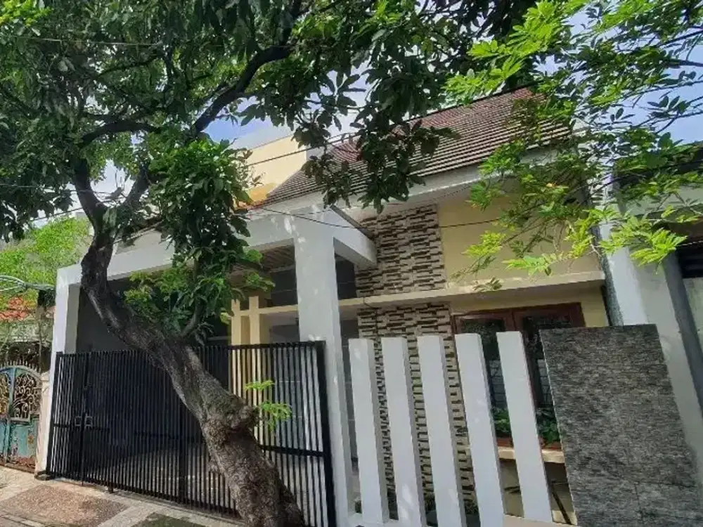 Rumah Siap Huni Rungkut Menanggal Strategis Dekat UPN