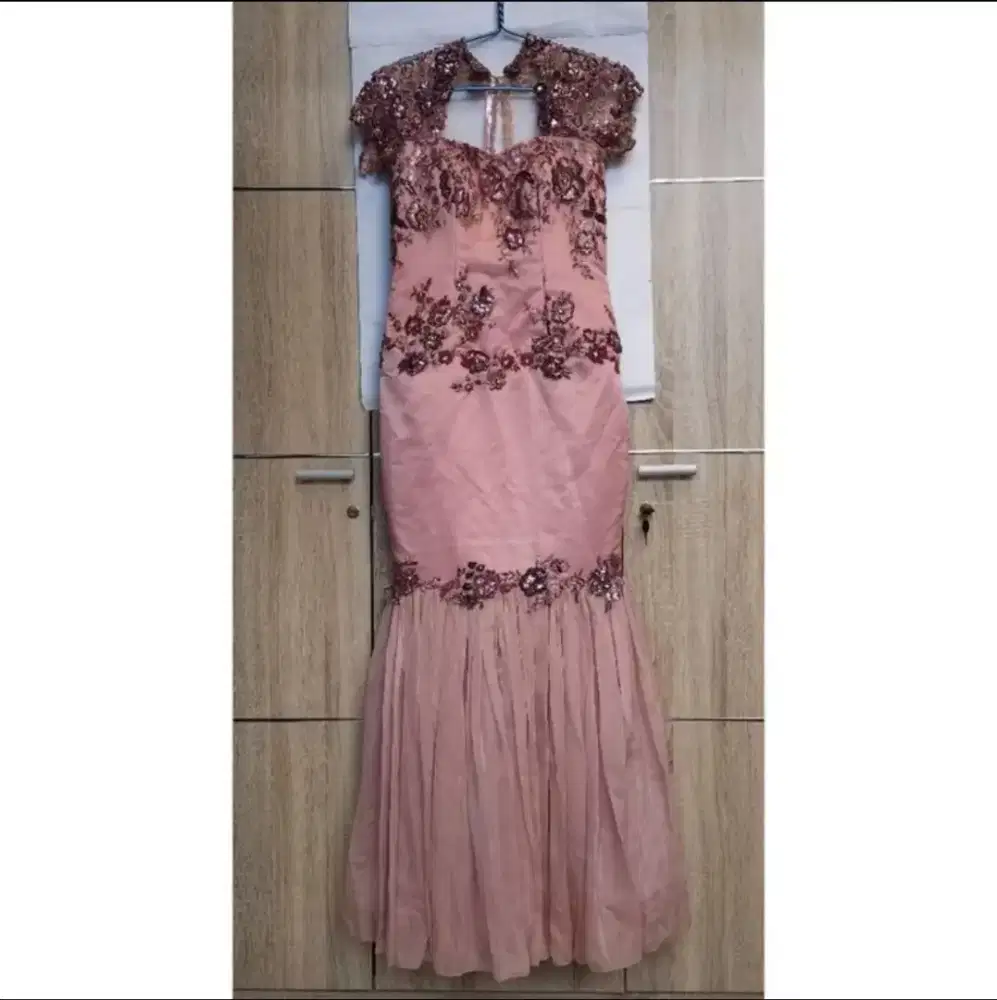 Gaun Pesta preloved
