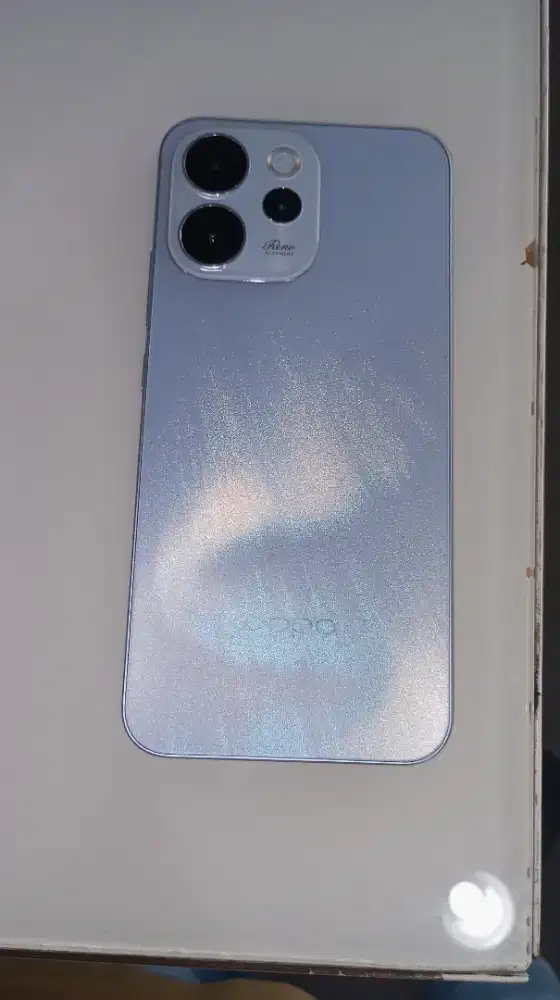 Nih guys udah launching nih oppo Reno 15 F 5G