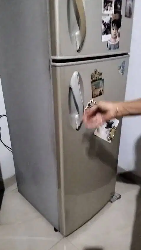 Kulkas Dua Pintu Murah