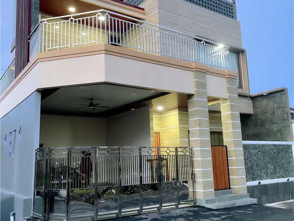 Rumah cantik 3 lantai Citra Indah City Bukit Rasamala sukamaju Jonggol
