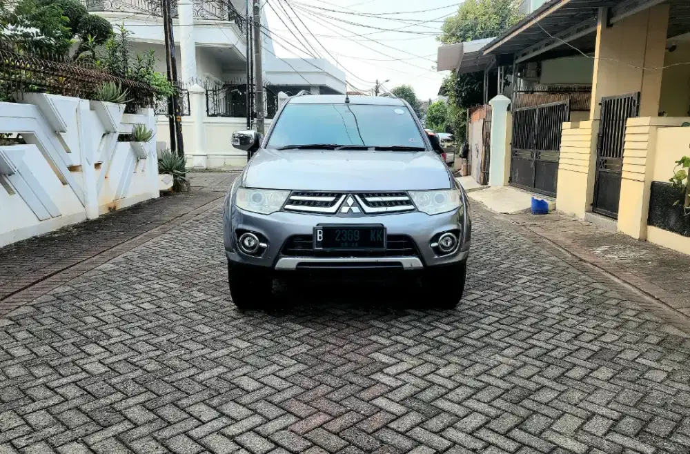 Pajero sport exeed 2.5 abu metalik nik 2014