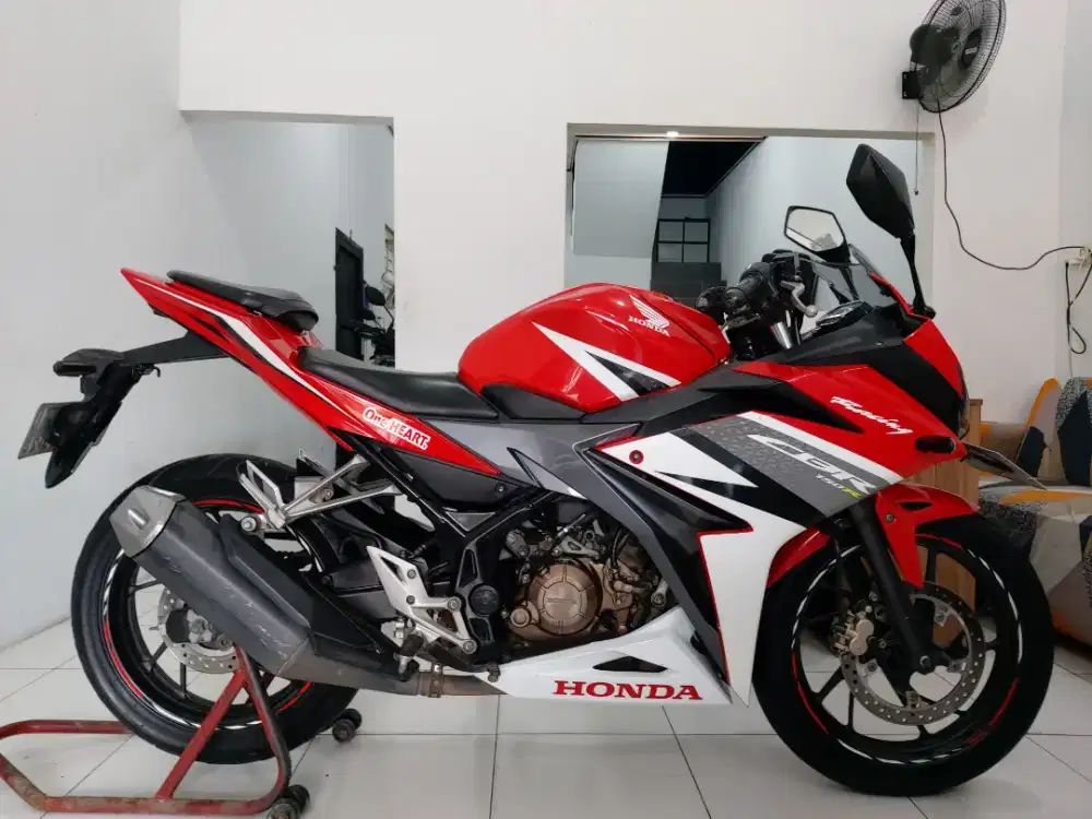 HONDA CBR 150CC THN 2018 KM 32RB PJK PANJANG