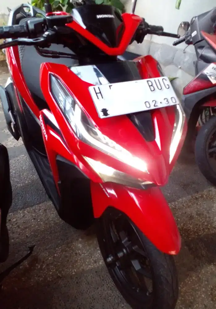 Vario 125 Led New 2020 mulus plat H Semarang Banyumanik pajak aktif
