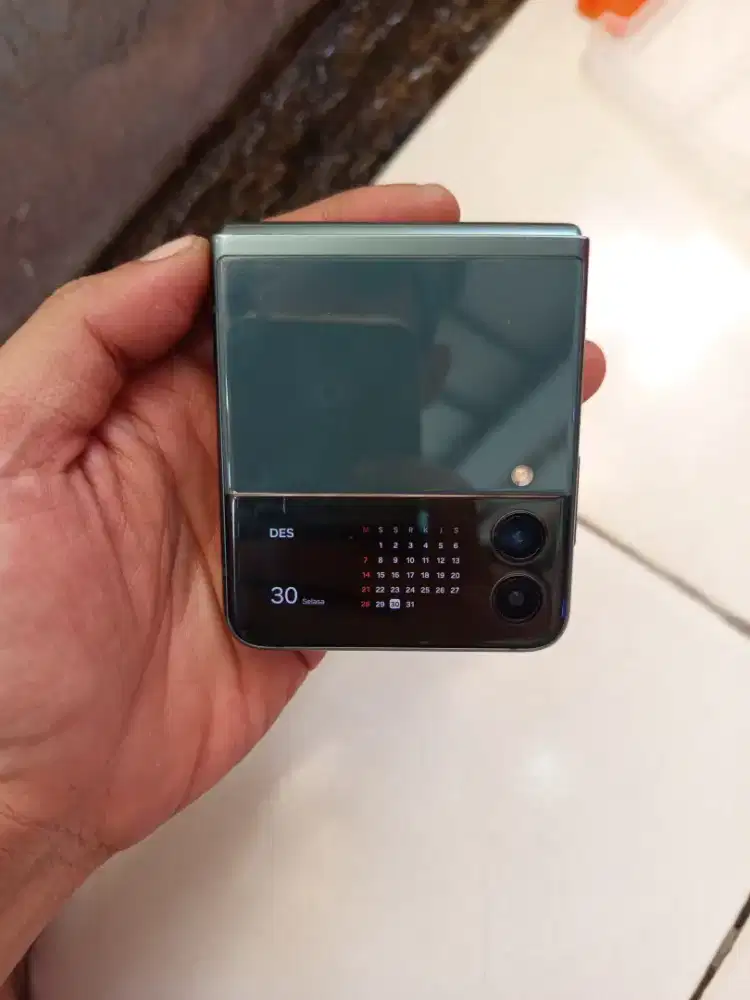 Samsung flip 3 8/128Gb 5G