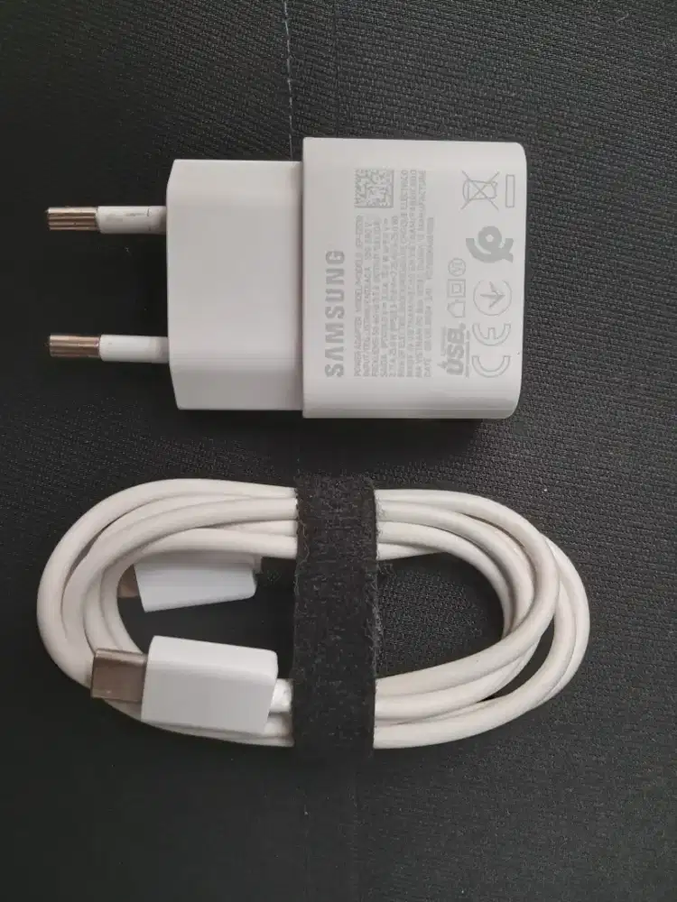 Charger Samsung A07 original Bawaan