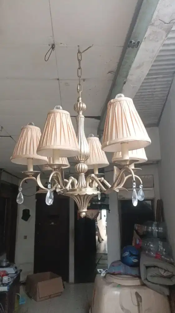 Lampu gantung antik classic