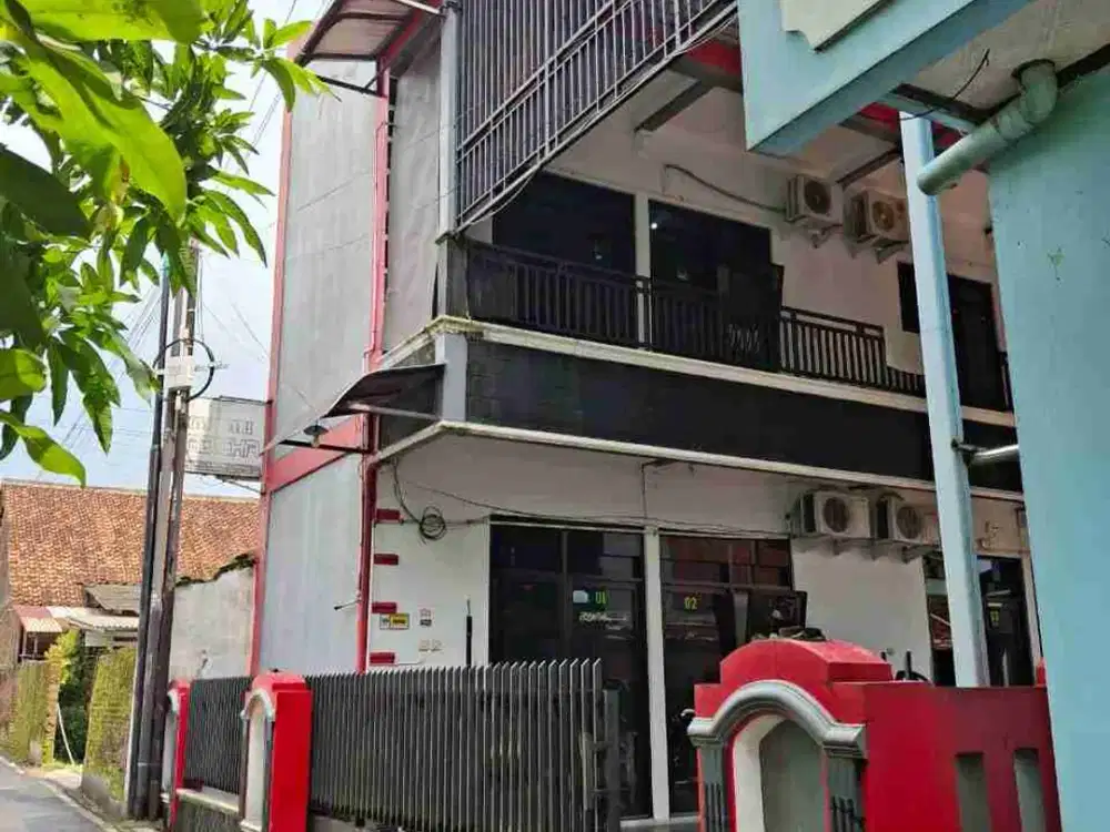 kos putri tingkat 16 pintu dekat kampus Unsoed Purwokerto