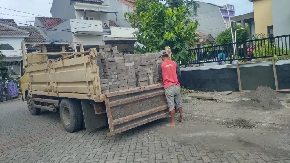Bongkar muat paving