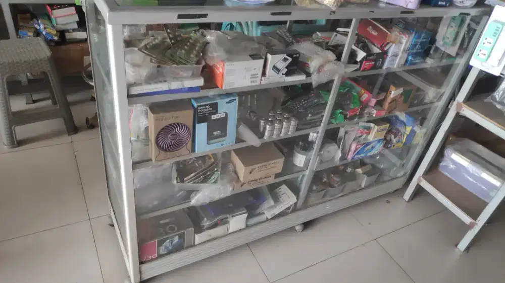 Di jual Etalase