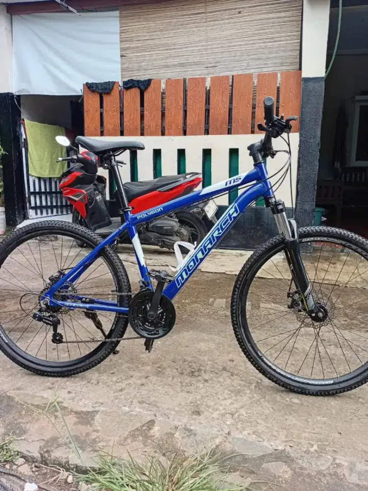 Dijual sepeda poligon