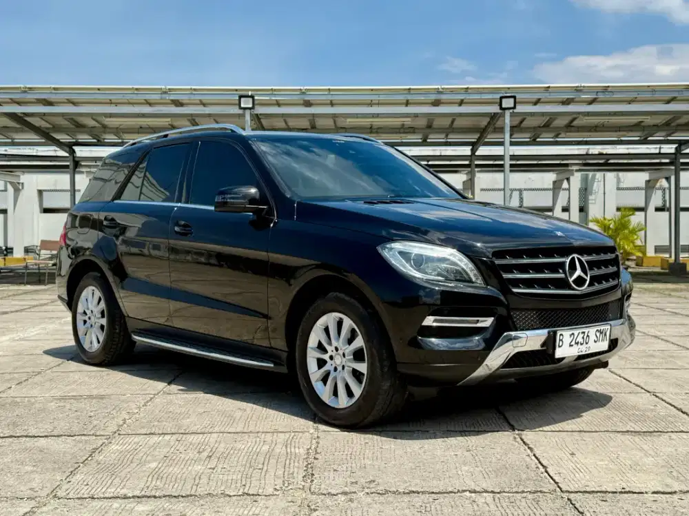 Mercy ML 250 CDi 2.2 AT. Tahun 2014. Hitam. Low km. Perfect cond