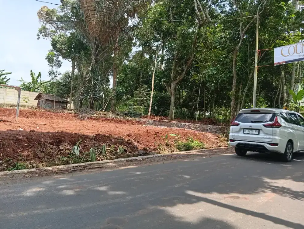 Tanah pinggir jalan aspal sangat strategis siap bangun usaha SHM