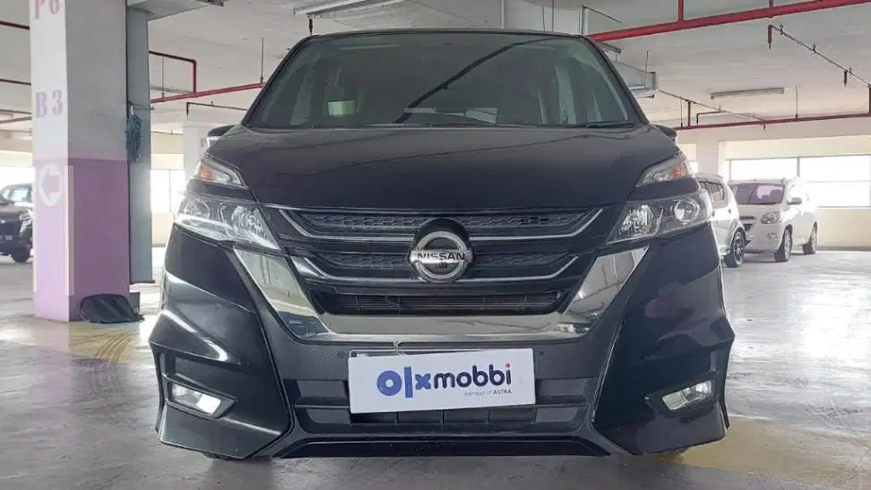 TDP 10JT Nissan Serena 2.0 Highway Star Bensin-AT Hitam 2019