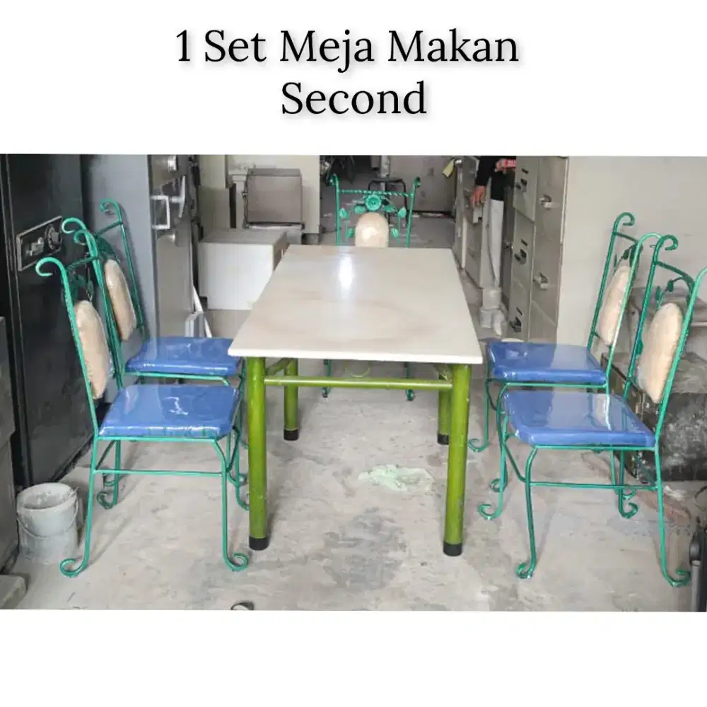 1 set meja makan marmer kaki besi + kursi kondisi bekas