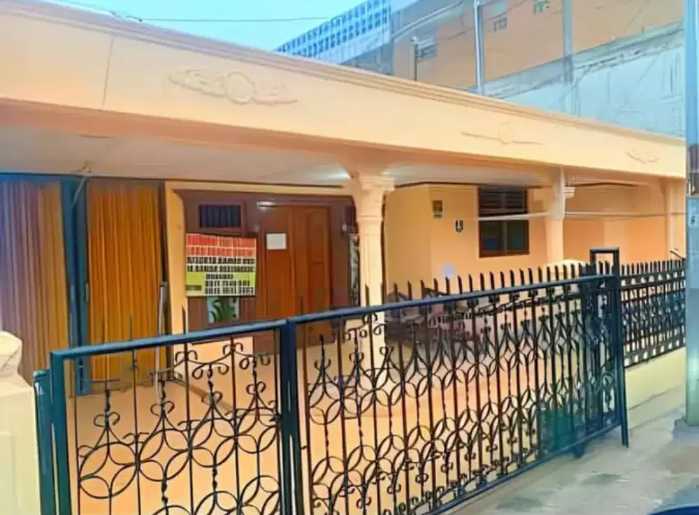 jual rumah induk dan kos 2 lantai