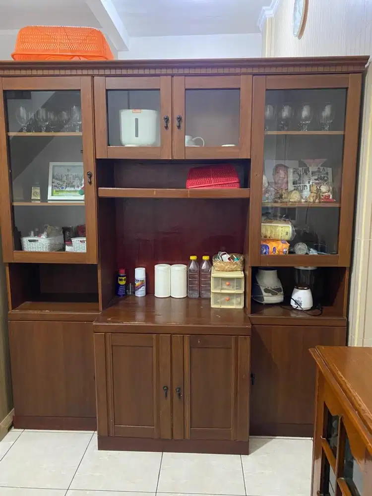 Lemari / buffet