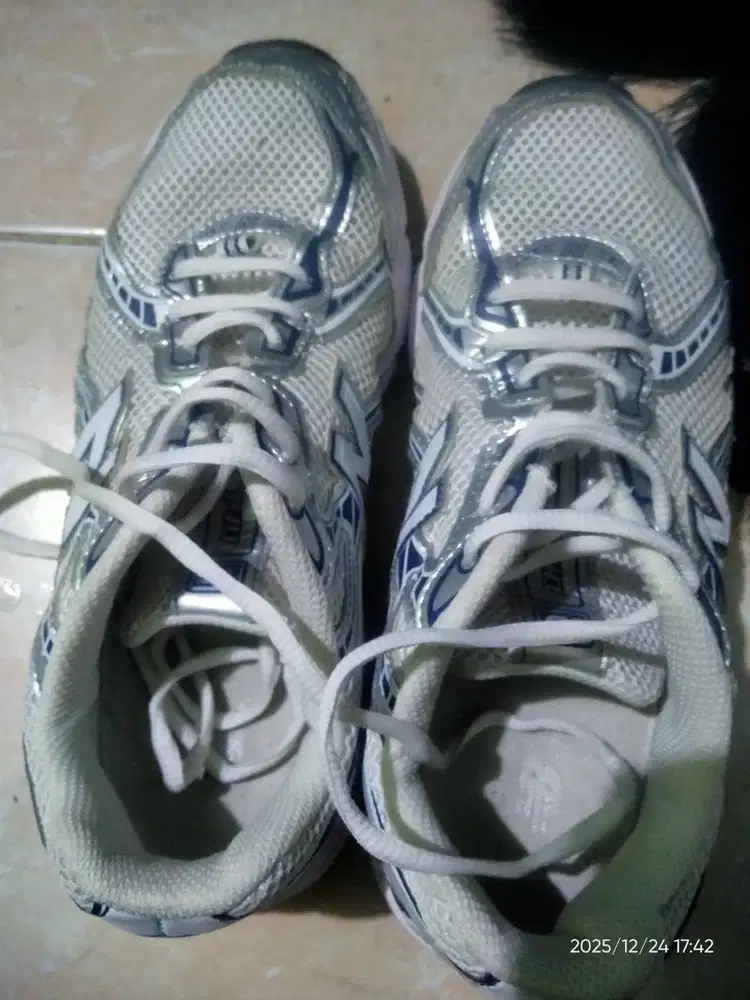 Jual sepatu NB 740