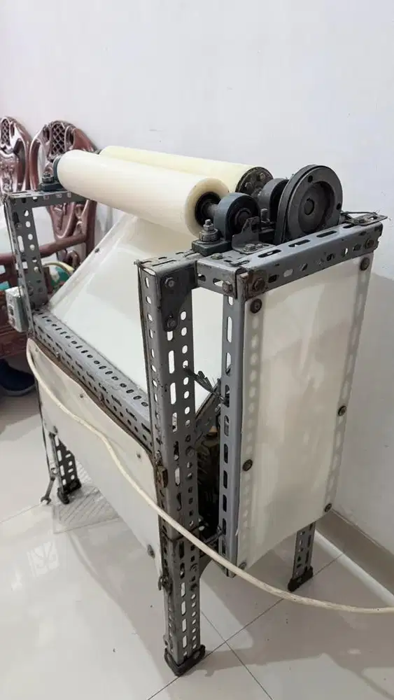 MESIN ROLL PRESS SERBAGUNA – KUAT, STABIL, SIAP PAKAI