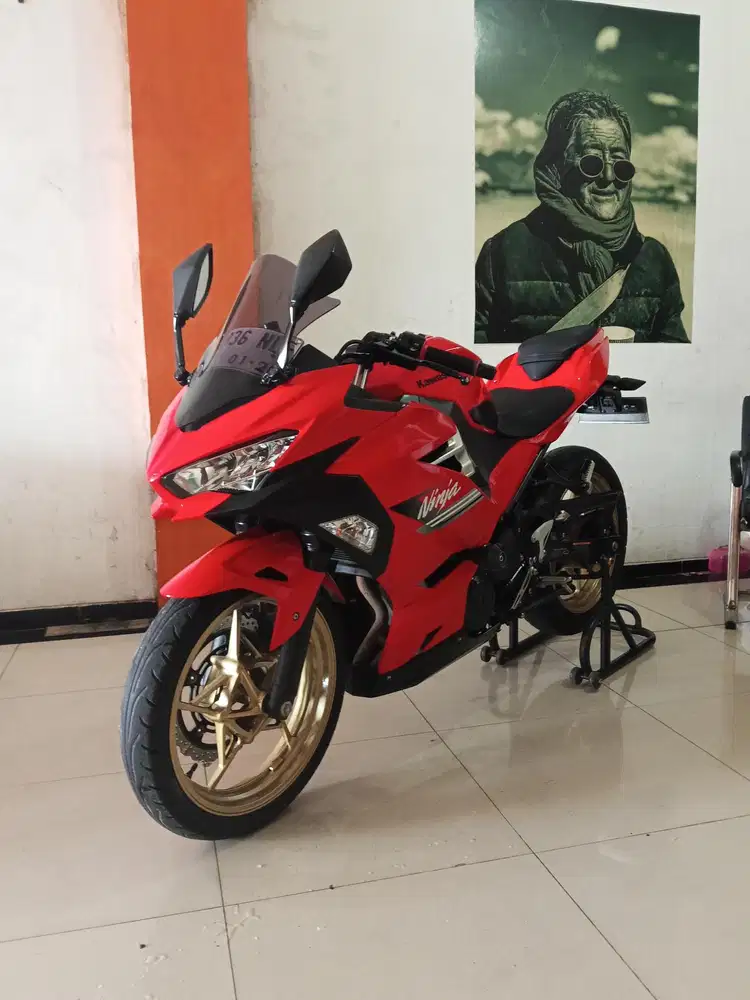 KAWASAKI NEW NINJA F1 SE 2023 SEPERTI BARU GRESS