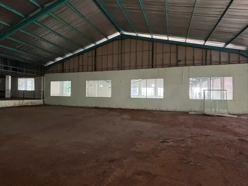 GUDANG RUNGKUT INDUSTRI STRATEGIS