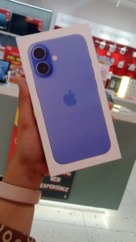 Iphone 16 series garansi resmi ibox