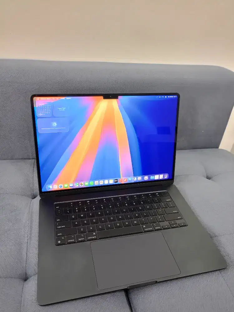 MACBOOK AIR 2023 CHIP M2 15 INCH 8/256 MURAH