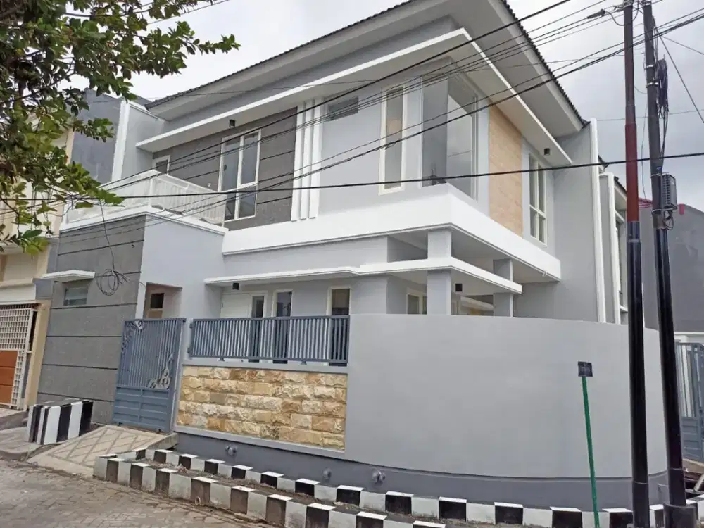 Sutorejo hook lebar8 minimalis 2lt hrg 1Man dekat mulyosari