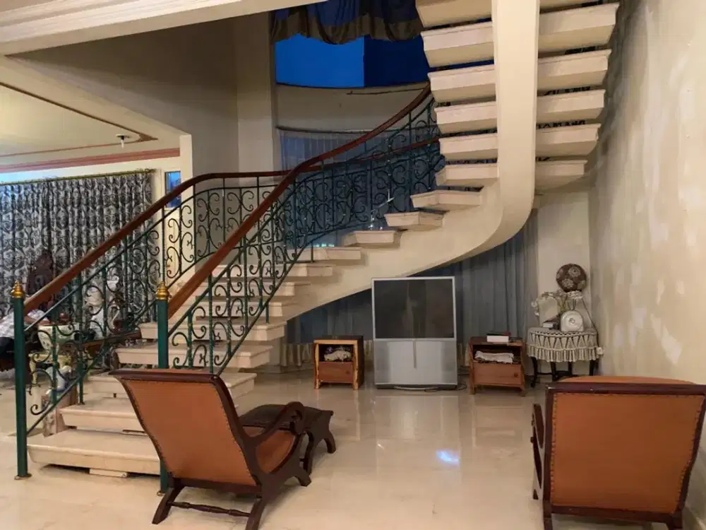 Dijual / Disewakan Rumah Mewah 2 Lantai di Sukamanah, Kec. Rajeg,