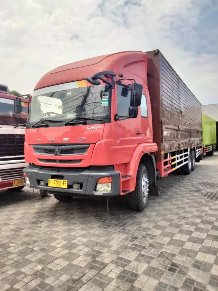Wingbox Mitsubishi Fuso Fj 2523, Tronton 6x2, Th. 2015