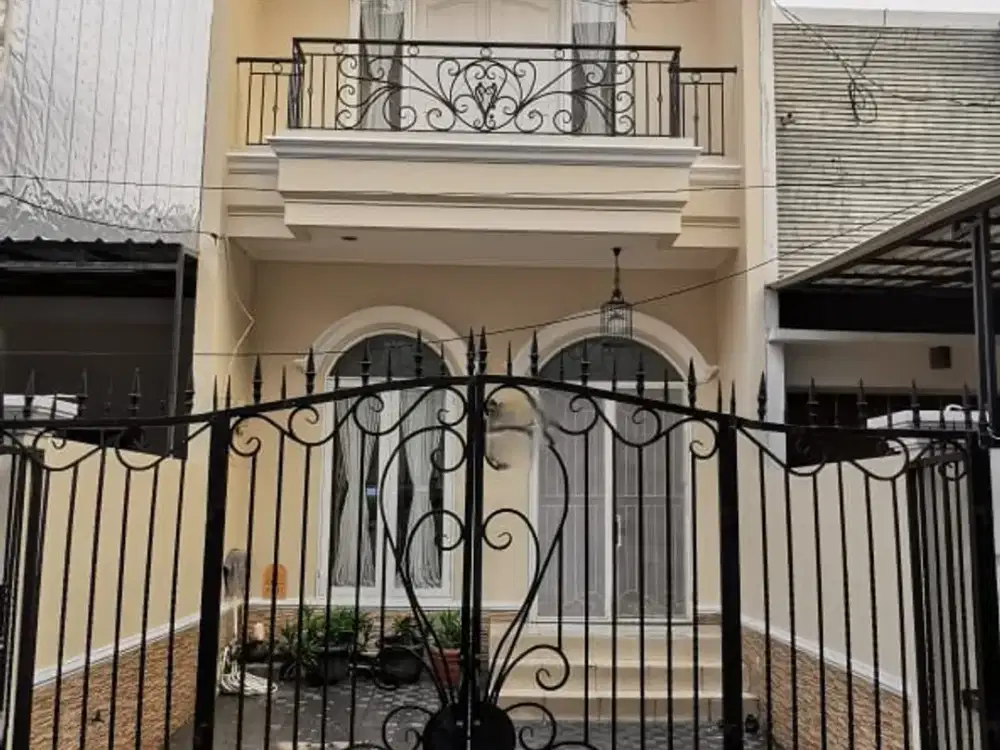 DIJUAL RUMAH CANTIK SIAP HUNI HADAP UTARA JUAL HARGA MURAH DI VILLA KAPUK MAS