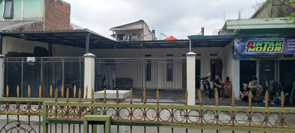 Disewakan rumah luas di daerah Antapani cocok untuk usaha