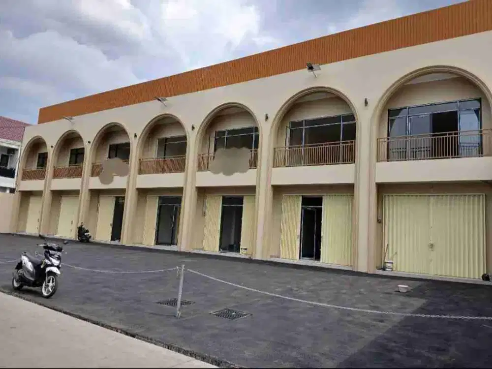 DISEWAKAN RUKO BARU BAGUS 2LANTAI AKSES JALAN 2MBL DEKAT RAYA CONDET