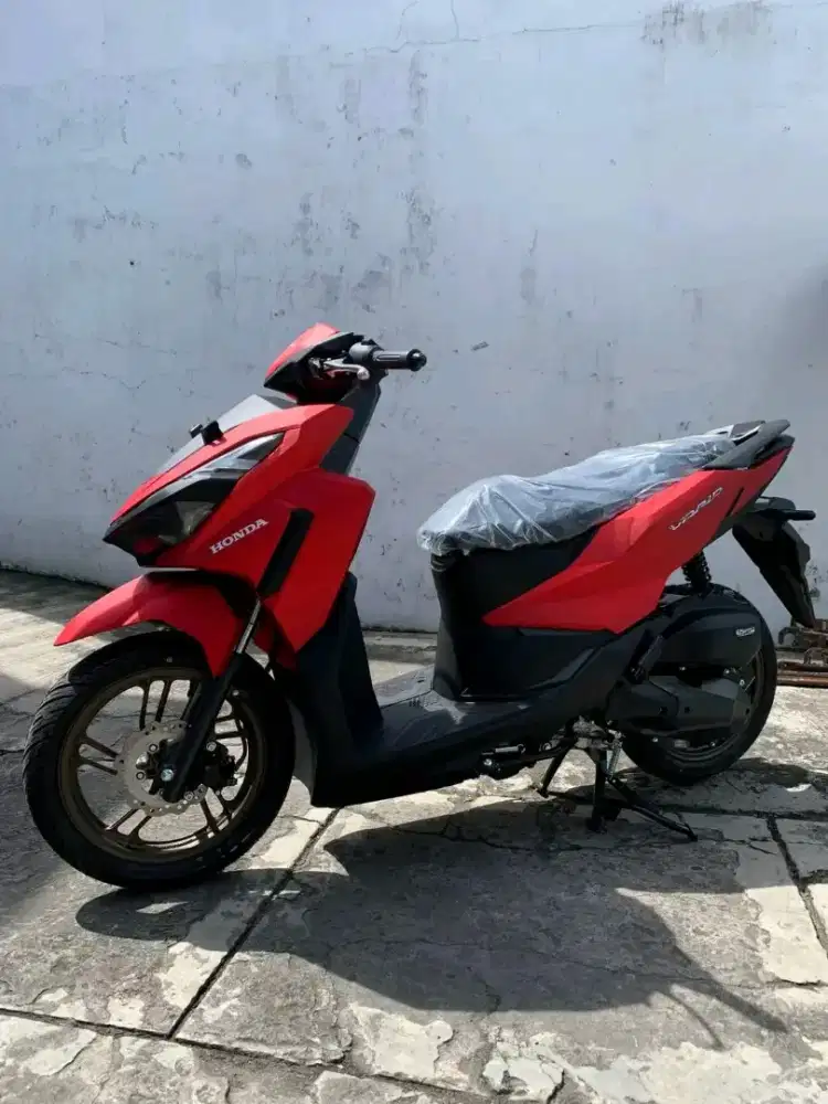 HONDA VARIO 125 ISS MERAH