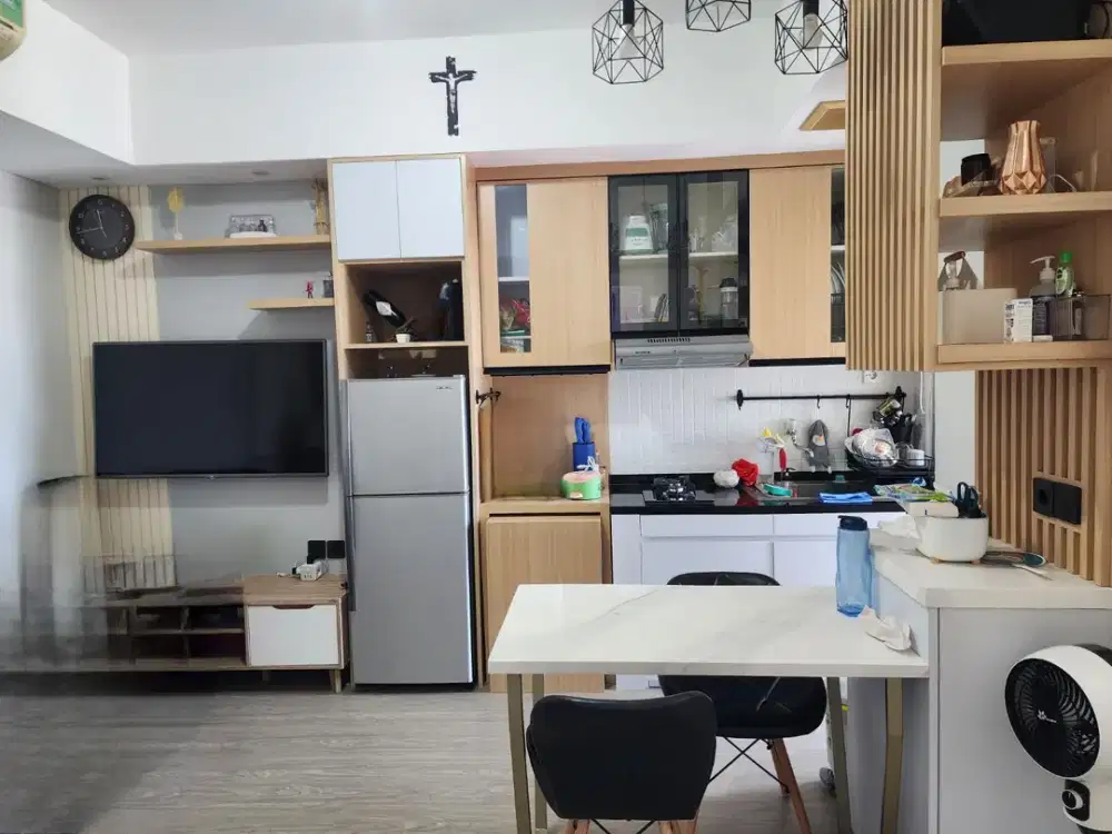 ready apartemen green lake sunter,2kamar furnished,lantai rendah,hadap selatan,AC 3 dan waterheater