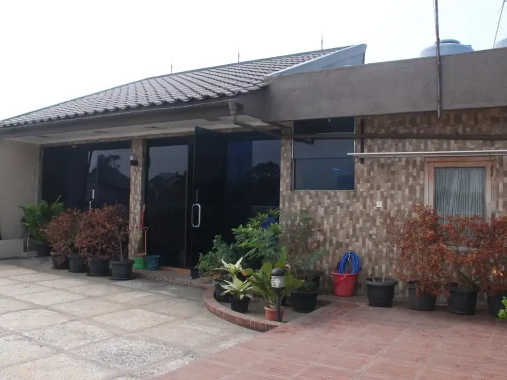 DIJUAL  RUMAH STRATEGIS - PASAR MINGGU, JAKARTA SELATAN