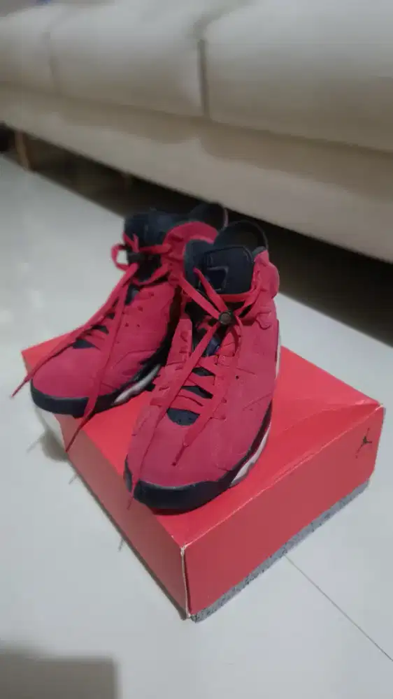 Sepatu basket Nike Jordan 6 retro