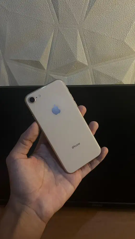 Iphone 8 64gb inter Gold
