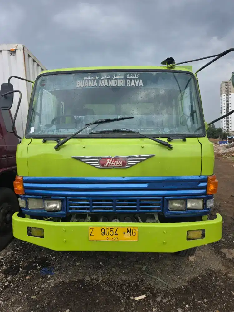 Hino rangers FF 173 NA LOAD BAK