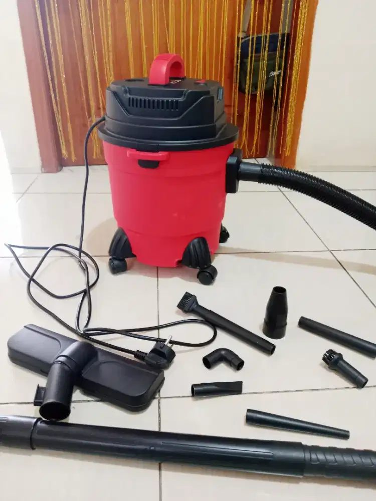 Vacuum Cleaner 15 liter, harga 320 pas lokasi bogor cilebut jembatan 2