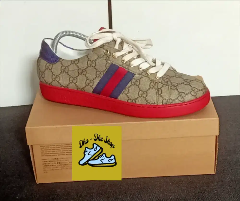 Sepatu Gucci ACE GG SUPREME size 41 original (prelove) NEGO