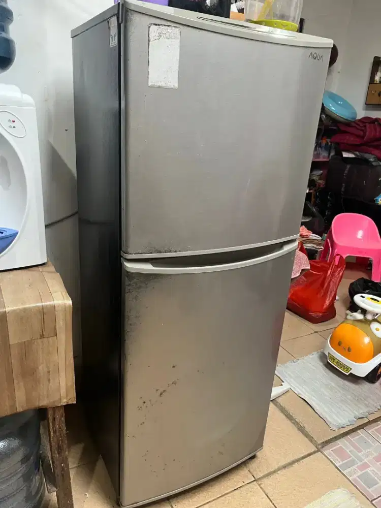 kulkas Aqua 2 pintu