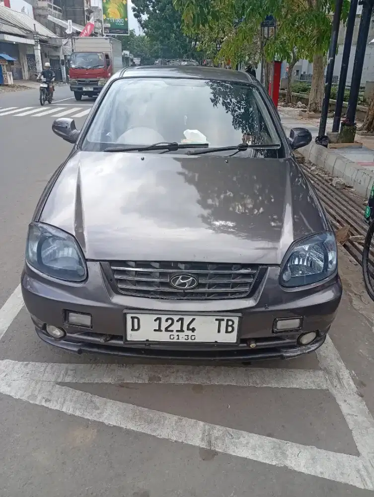 Hyundai Excel siap pakai