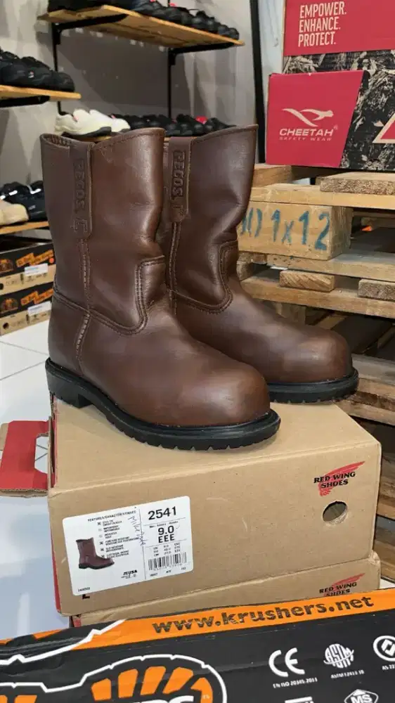 Sepatu redwing size 7 2024 secondlikenew