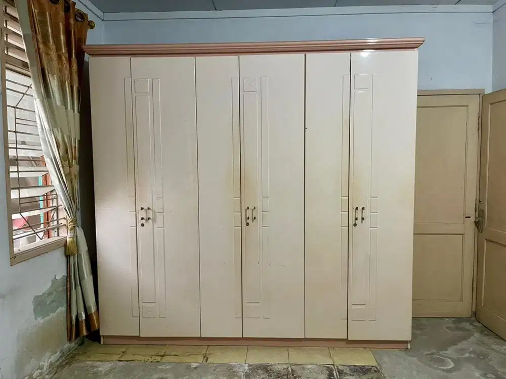 Lemari Pakaian Jumbo 6 Pintu - Kayu Solid Asli 35 Th