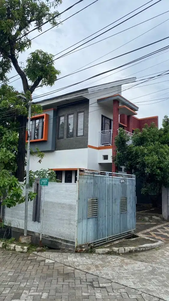 Di sewakan rumah strategis di poris cipondoh