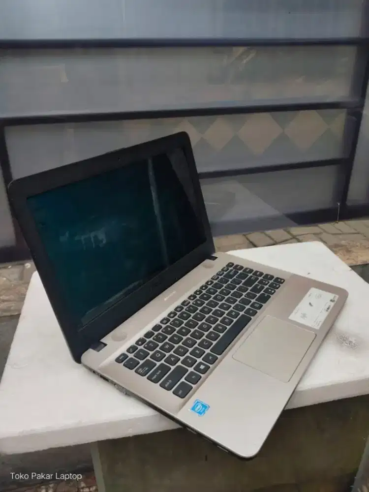 Laptop Asus X411MA Siap Pakai No Minus