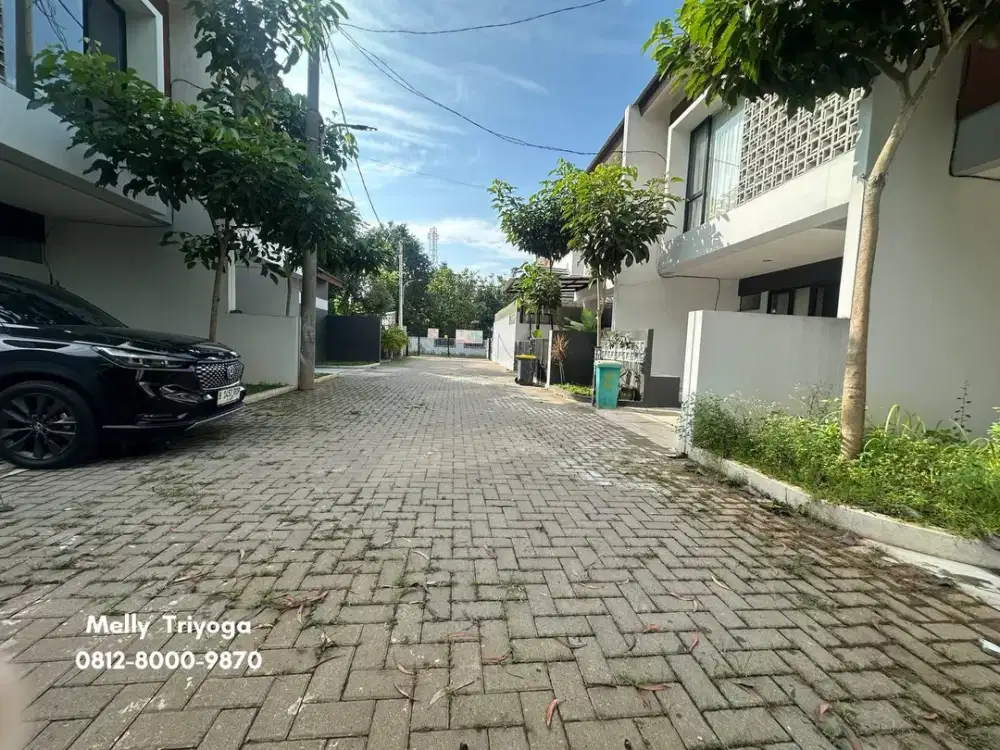 Rumah Siap Huni Hoek di Cluster Teras Grandwiz Mustika Jaya Bekasi